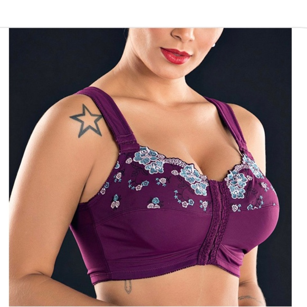 KISSLACE Plus Size 40 D Cup Front Closure Embroidery Wireless Full Cover…